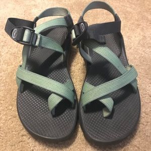 Green VERY lightly used Chacos. Women’s size 11